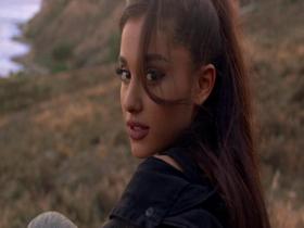 Ariana Grande Let Me Love You (feat. Lil Wayne) (HD)